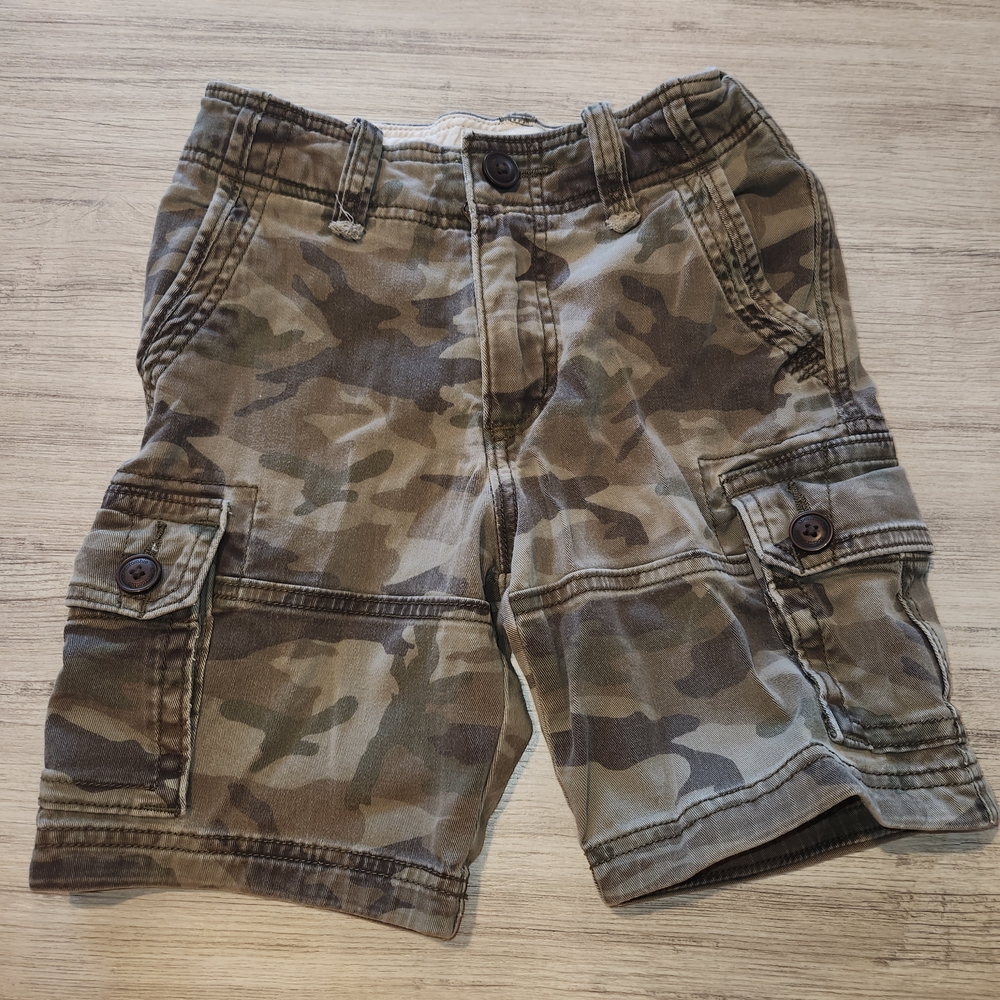 Abercrombie Kids Camouflage Cargo Shorts Boys Size 7/8